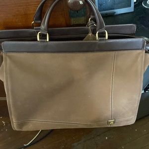 Beautiful carryon DVF!
